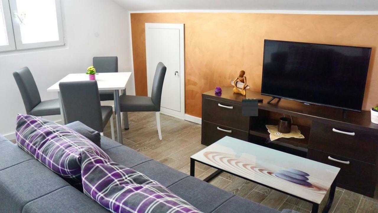 טרוגיר Apartman Zora מראה חיצוני תמונה